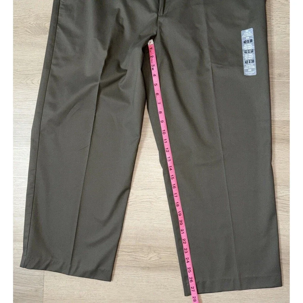 NWT Dockers Easy Khaki Pants Mens 42x30 D3 Classic Fit Flat Front No Wrinkle Tan